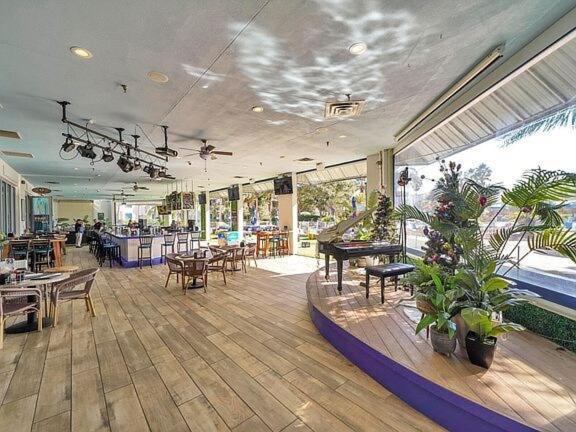 Sunrise Surprise 9Th Floor 2Br 2 Ba King Suite Beach Shuttle, Heated Pool! Destin Buitenkant foto